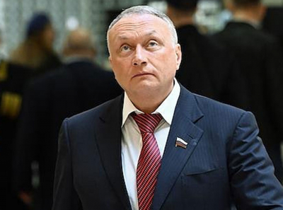 Тихая сила: как Дмитрий Савельев менял жизнь региона без камер и пиара